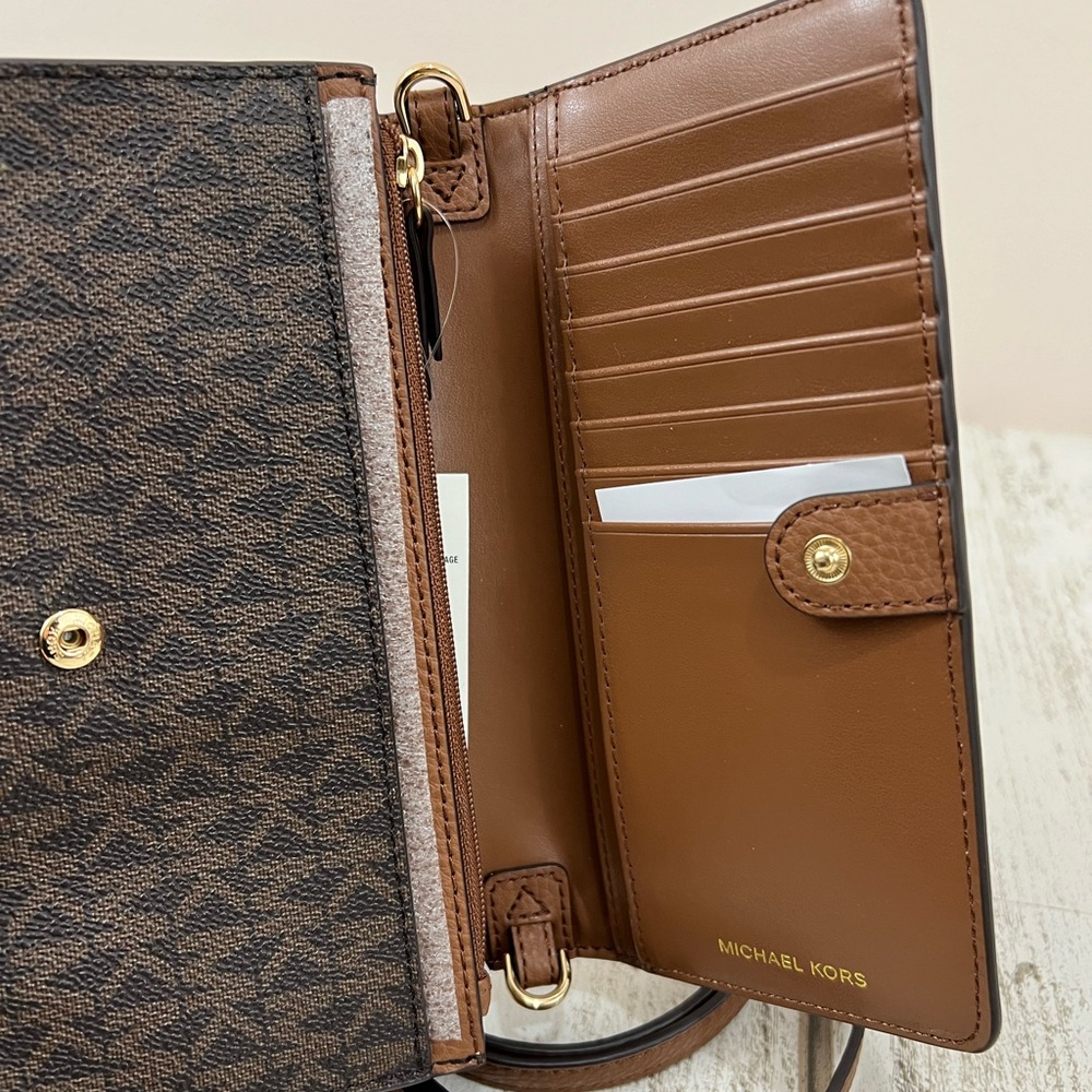 Michael Kors Signature Logo Small Phone Crossbody Bag Wallet - Picture 7 of 13